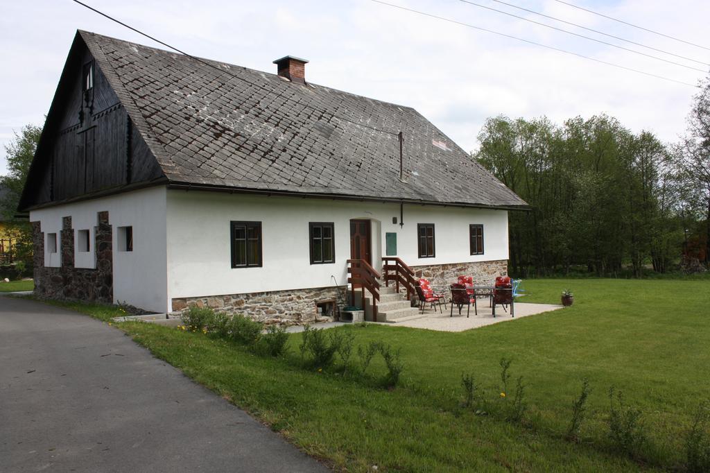 Ubytovani Chalupa Kraliky Exterior photo