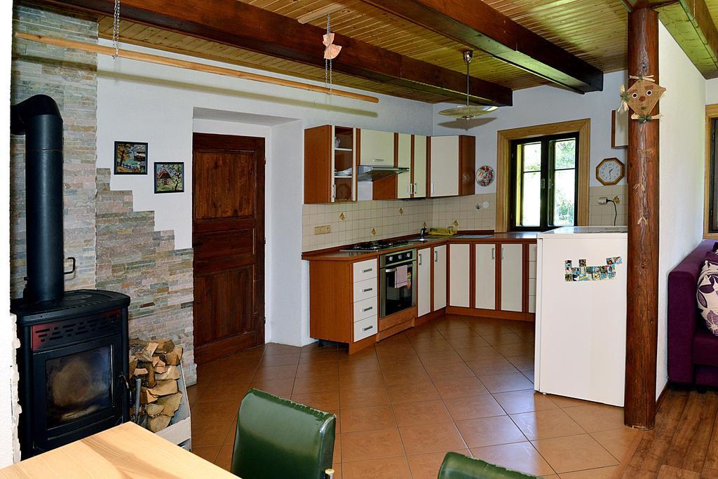 Ubytovani Chalupa Kraliky Exterior photo